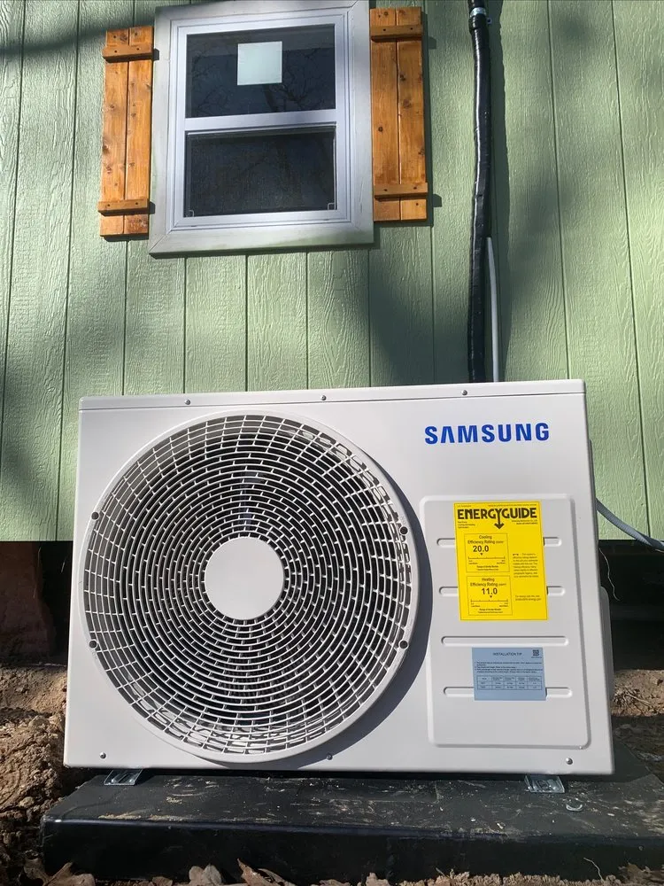 Slide of Artisan Air