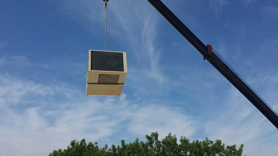 Slide of Art's A/C & Electrical Services