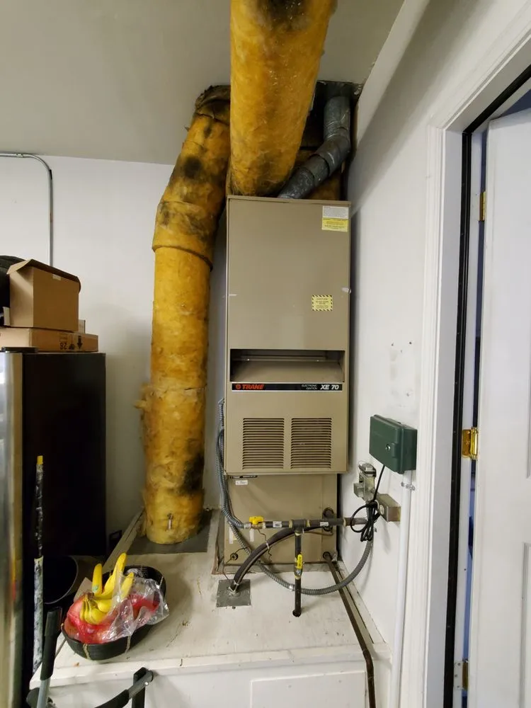 Slide of Art's Heating & Cooling