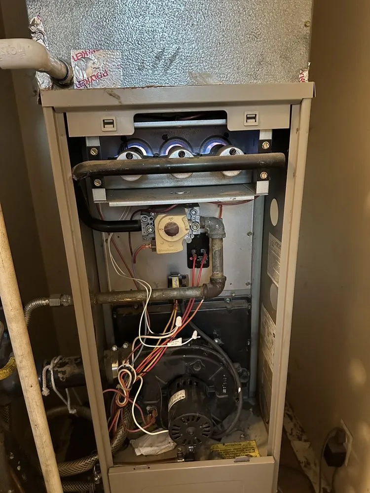 Slide of Art's HVAC Services