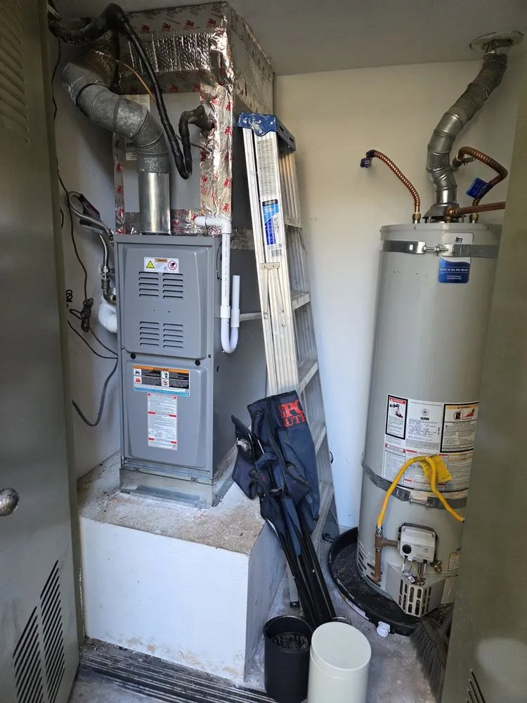 Slide of Art's HVAC Services