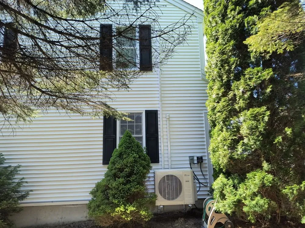 Slide of Atlantis Energy Solutions