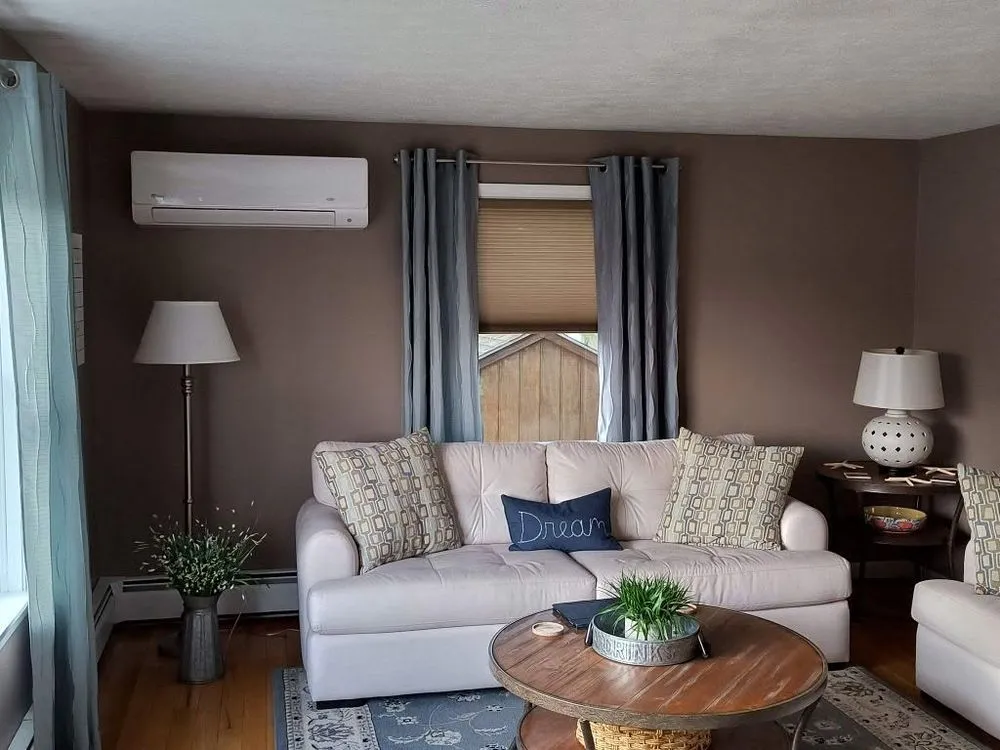 Slide of Atlantis Energy Solutions