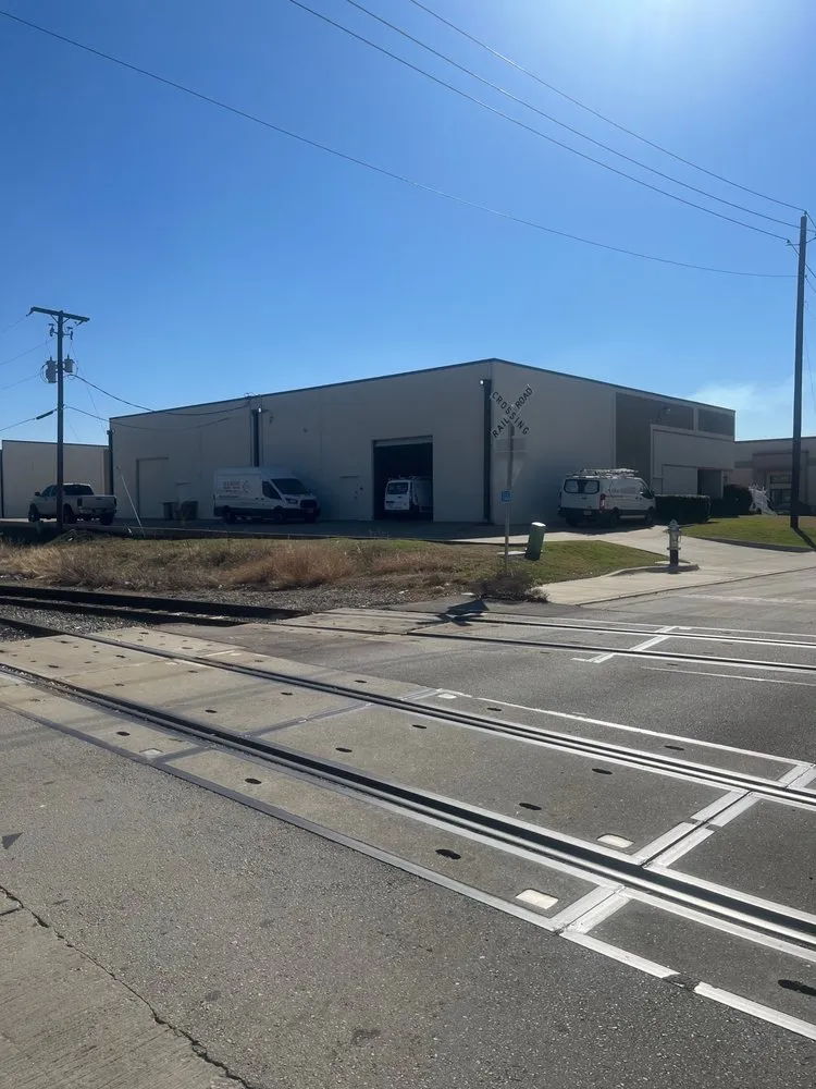 Slide of Atlas Ac Repair