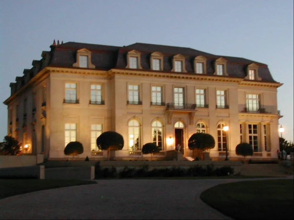 Slide of Atlas Heating & Ventilating