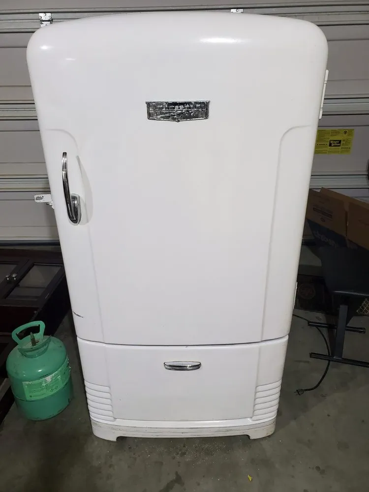 Slide of Augurey Appliance & Home