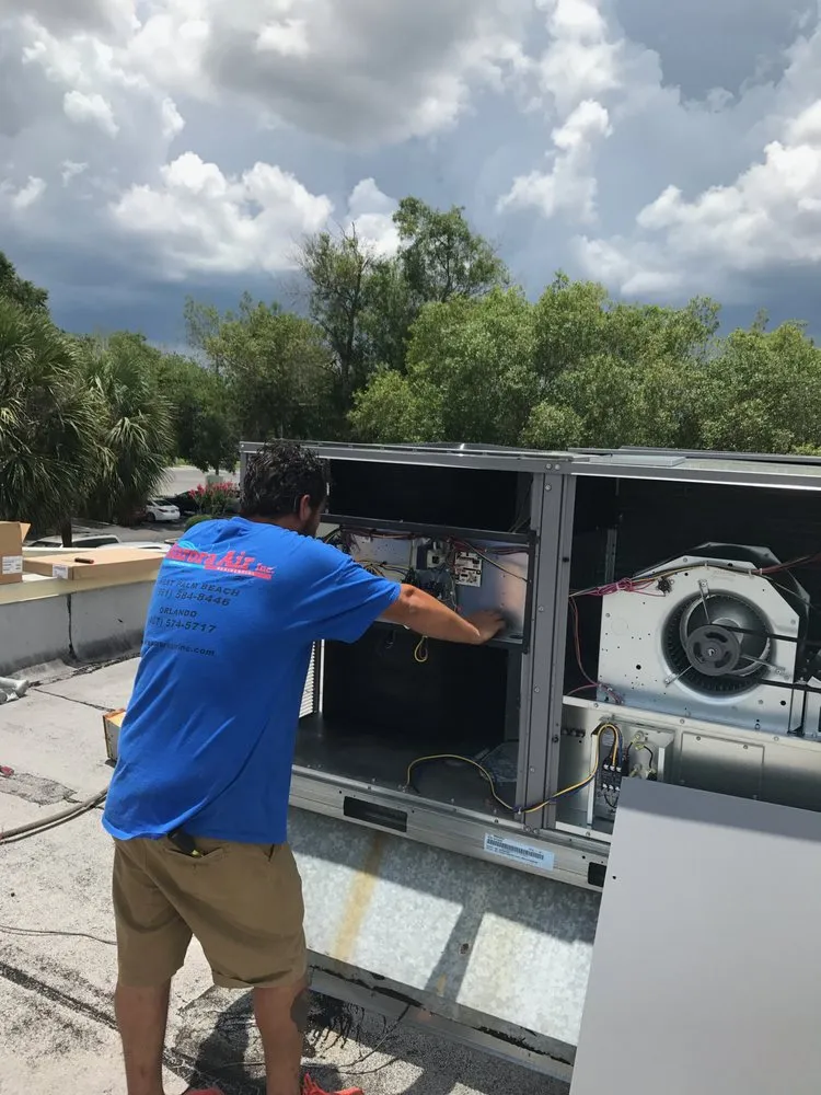 Slide of Aurora Air Inc.