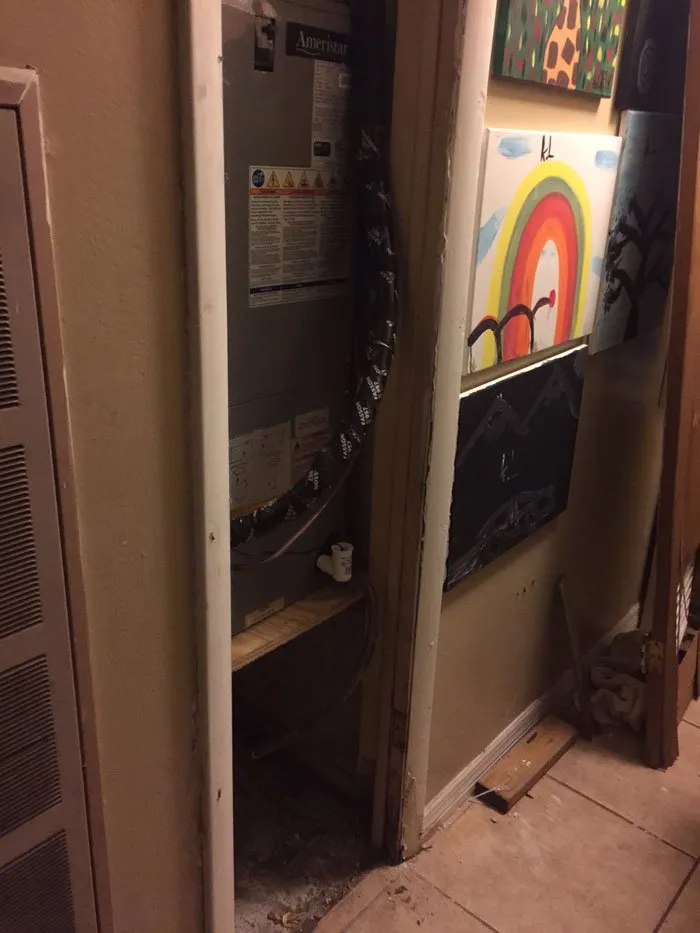 Slide of Aurora Air Inc.