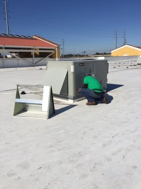 Slide of Aurora Air Inc.