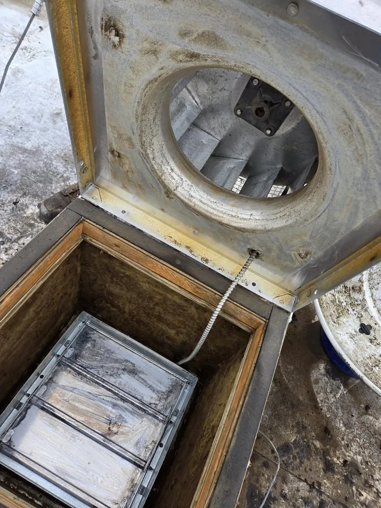 Slide of Authentic Comfort Services HVACR