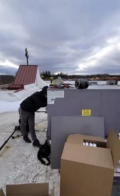 Aveer Heating and Cooling Logo