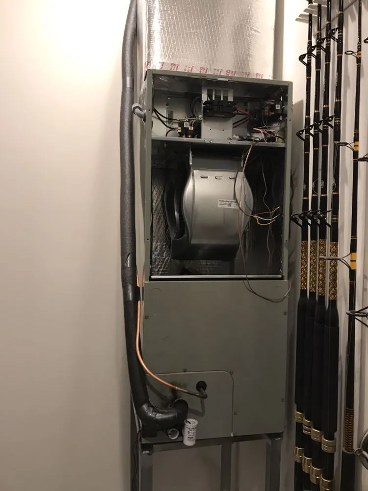 Slide of AVeterans Air