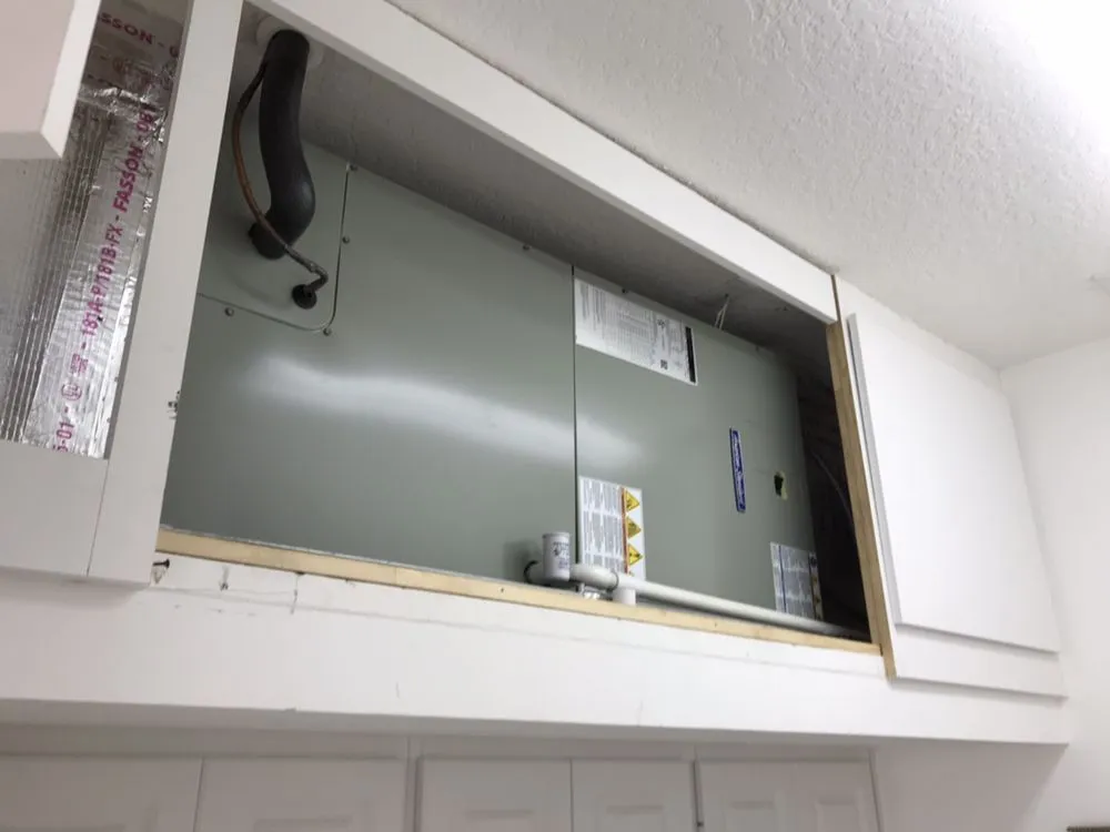 Slide of AVeterans Air