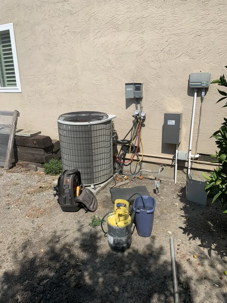 Slide of Avid Air Heating and Cooling