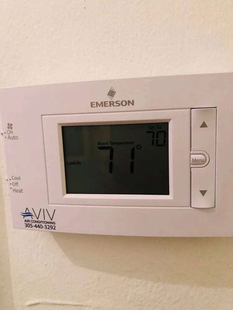 Slide of Aviv Air Conditioning