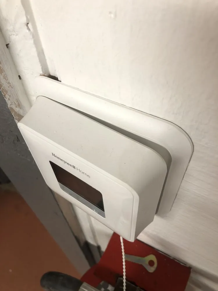 Slide of AWE Air Water Energy