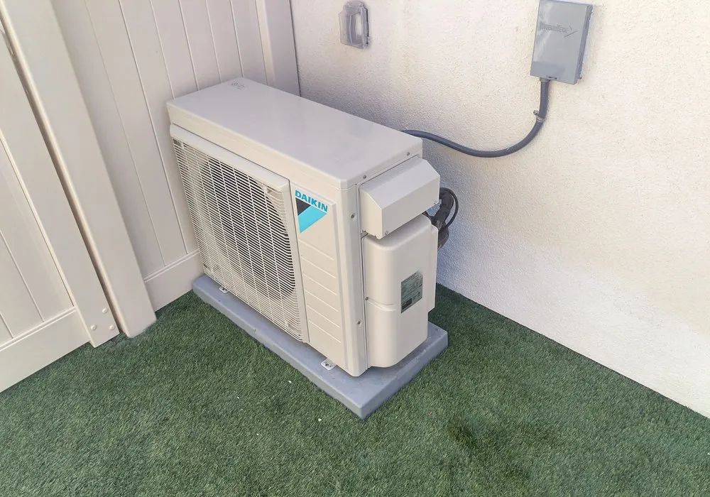 Slide of Awesome Air