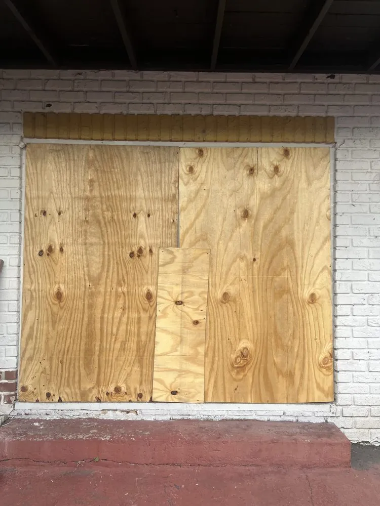 Slide of Ayala Handy Service