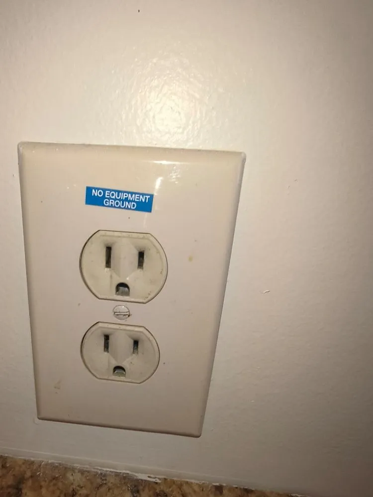 Slide of AYO Maintenance & Services $40 Per Hour