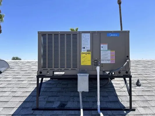 Az Comfort Pros Logo