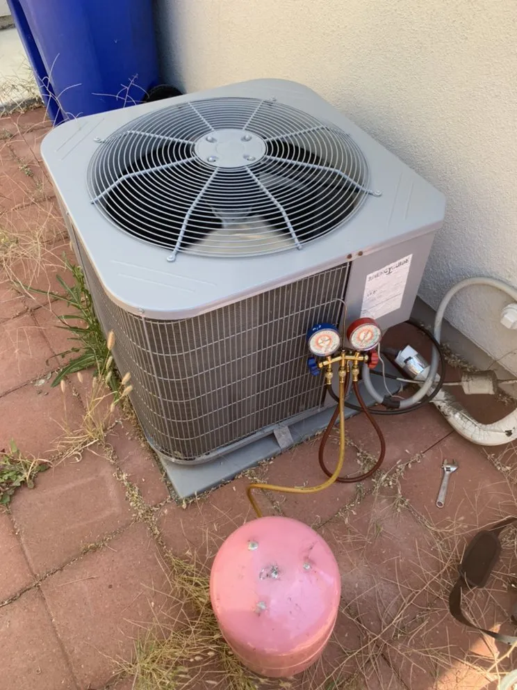 Slide of Azer Appliance & HVAC Repair