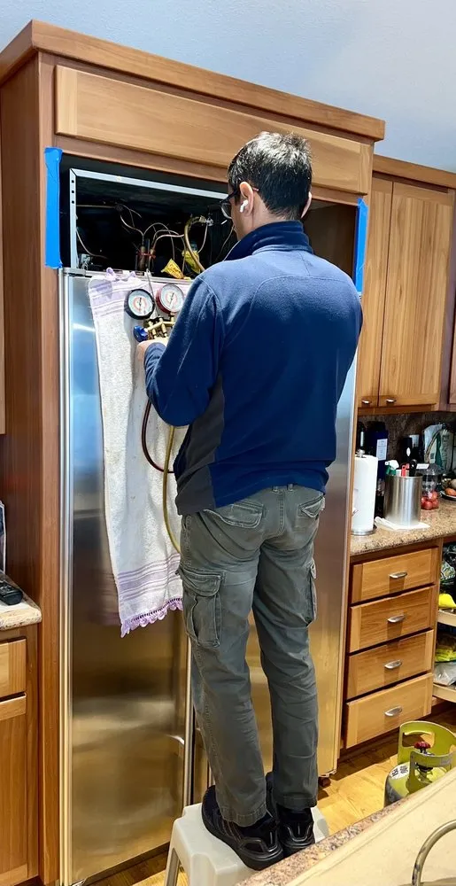 Slide of Azer Appliance & HVAC Repair