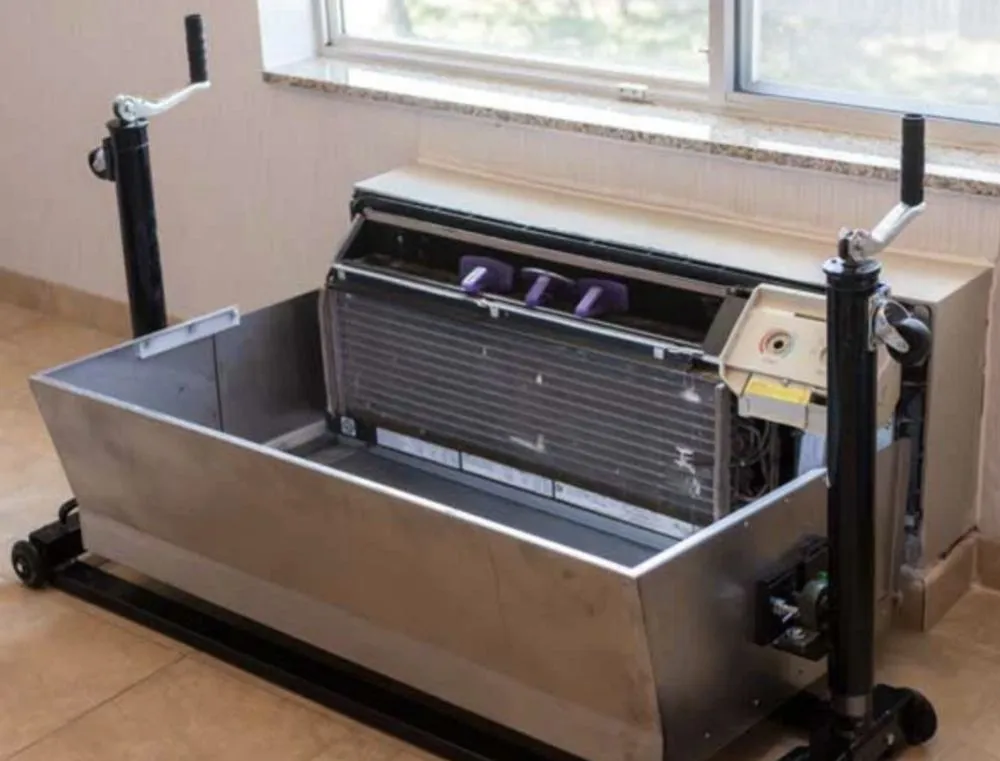 Slide of Aztlan Air Duct Cleaning