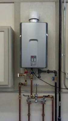 B & D Heating and Cooling Logo