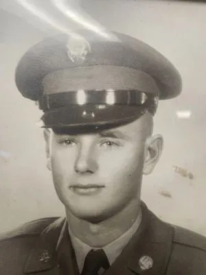 B & W Heating and Air Conditioning Logo