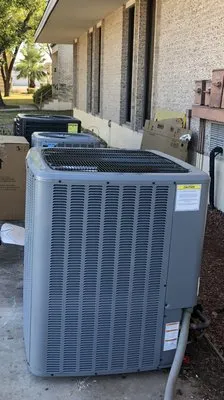 B Cool A/C & Heating Logo