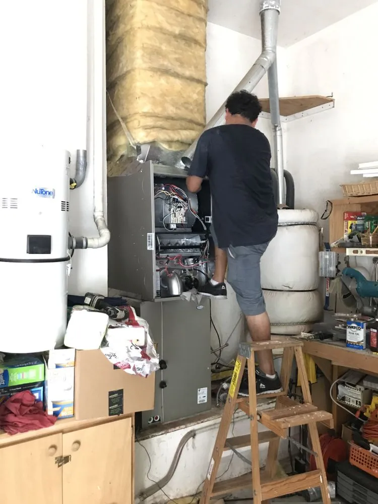 Slide of B Heating & Air Conditioning