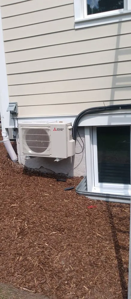 Slide of Bajonero, Air Conditioning & Heating