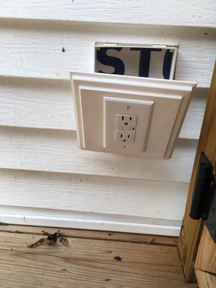 Slide of Baker's Home Improvement