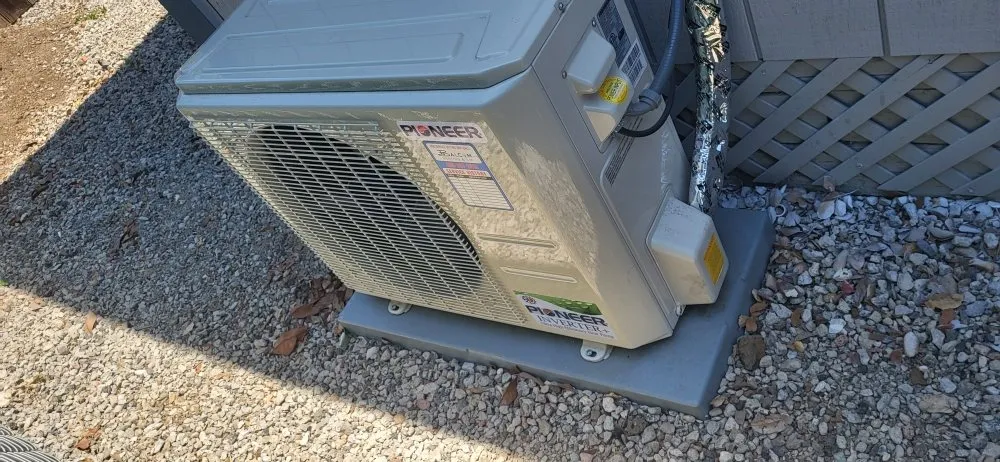 Slide of Balcom Heating & Air