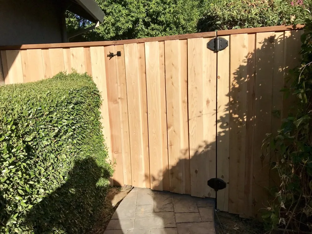 Slide of Barnett Home Improvement