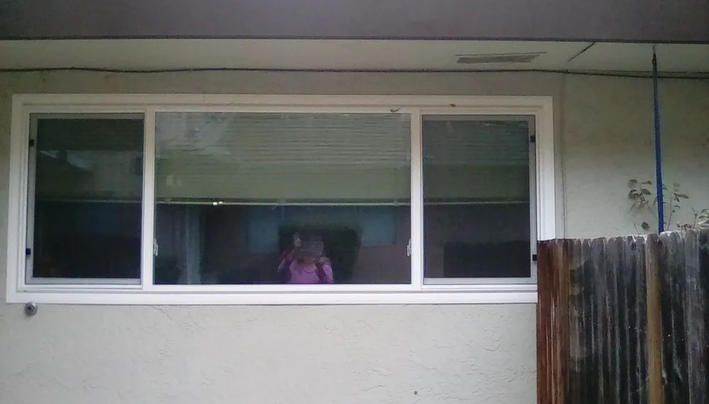 Slide of Barnett Home Improvement