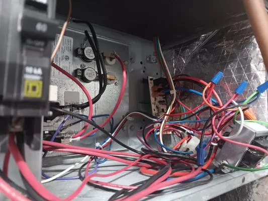 Barney's Heating and Air Logo