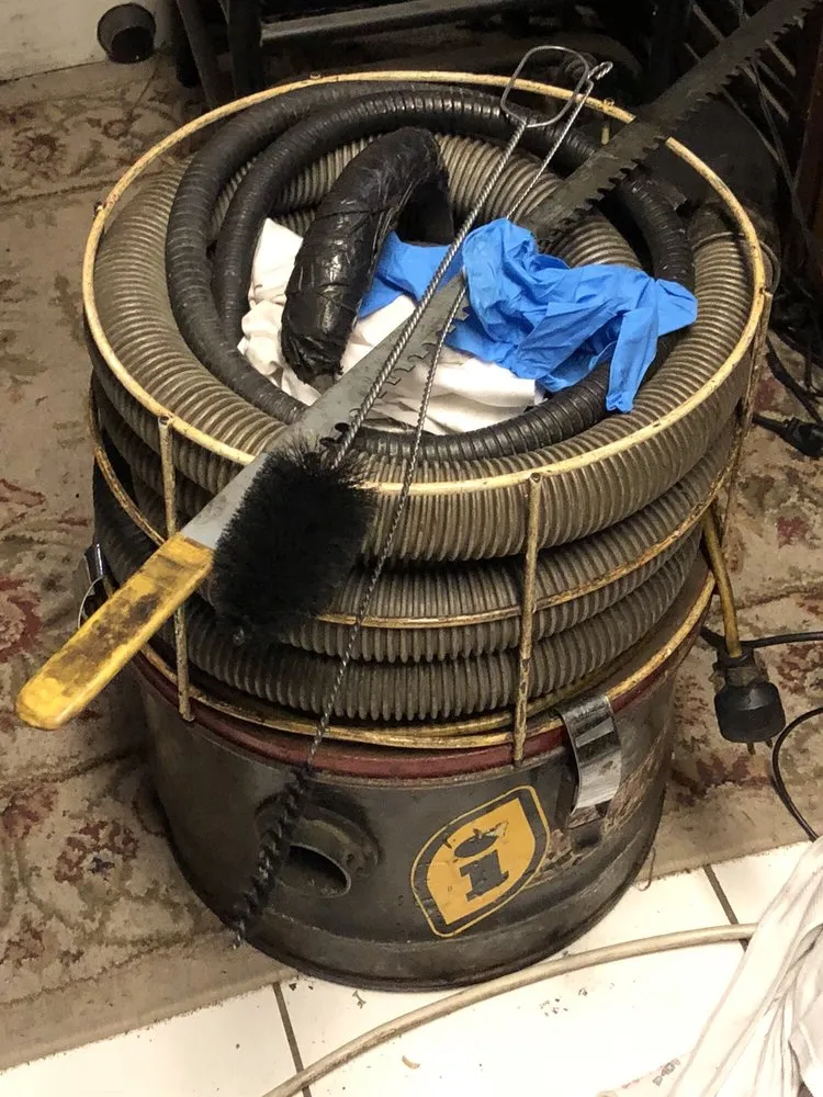 Slide of Bauer Oil Corp