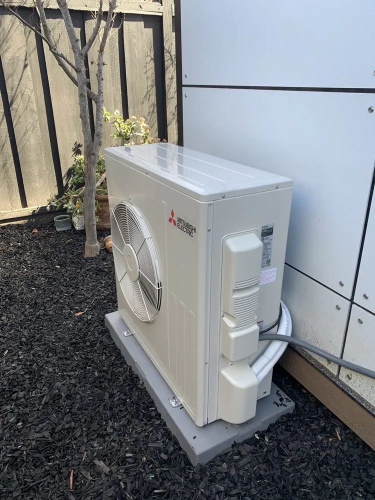 Slide of Baytek Indoor Air Solutions