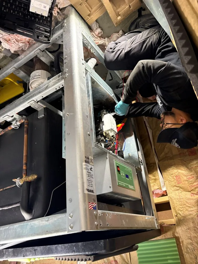 Slide of B&B Mechanical Services