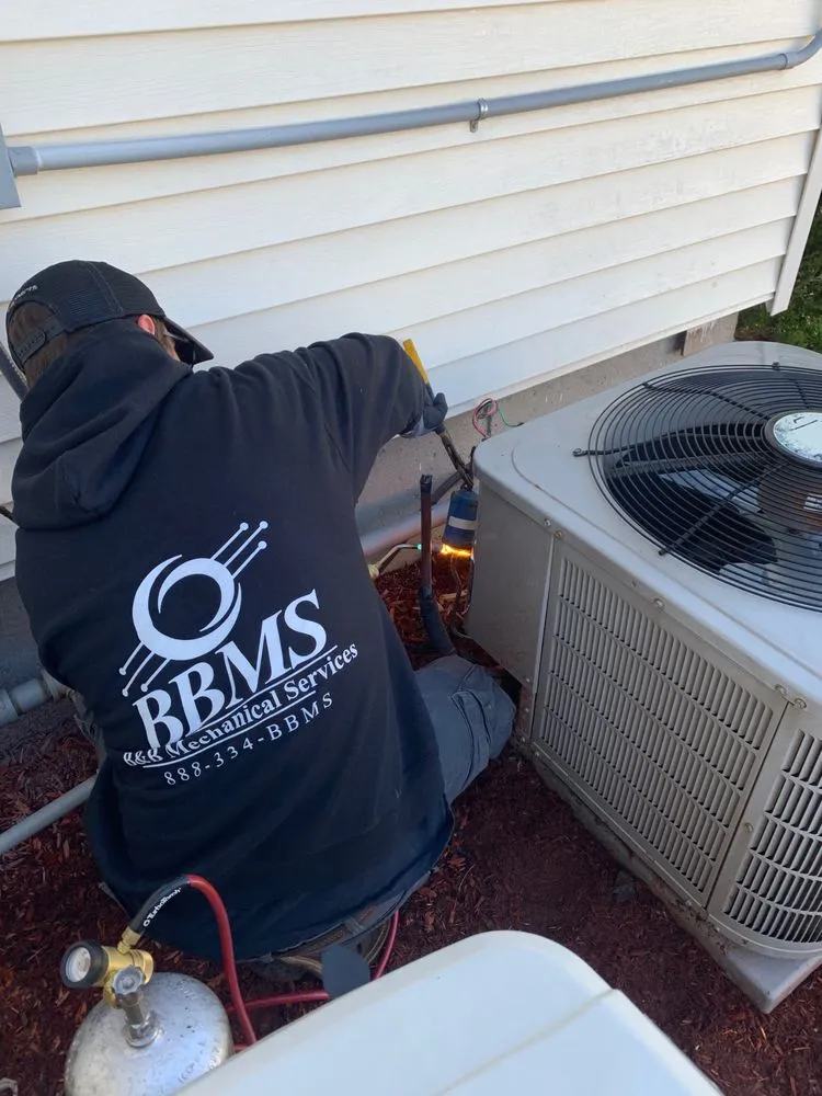 Slide of B&B Mechanical Services