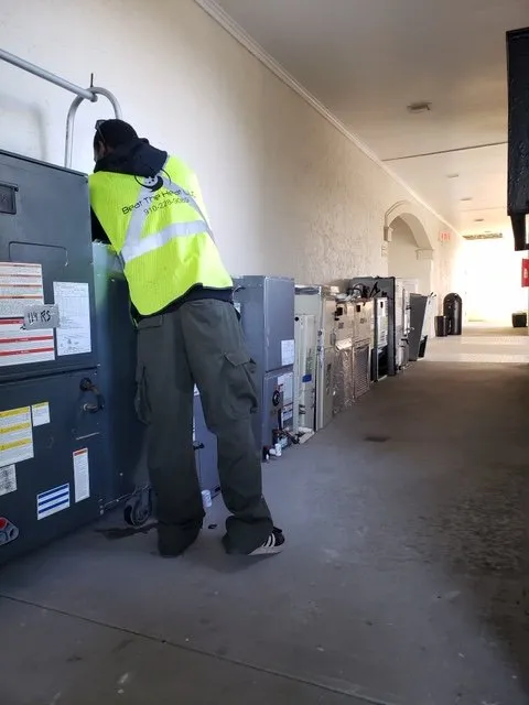 Slide of Beat The Heat