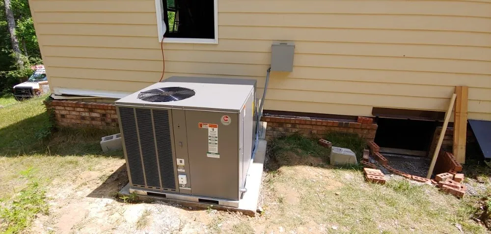 Slide of Bee Cool Air Conditioning & Heating Service