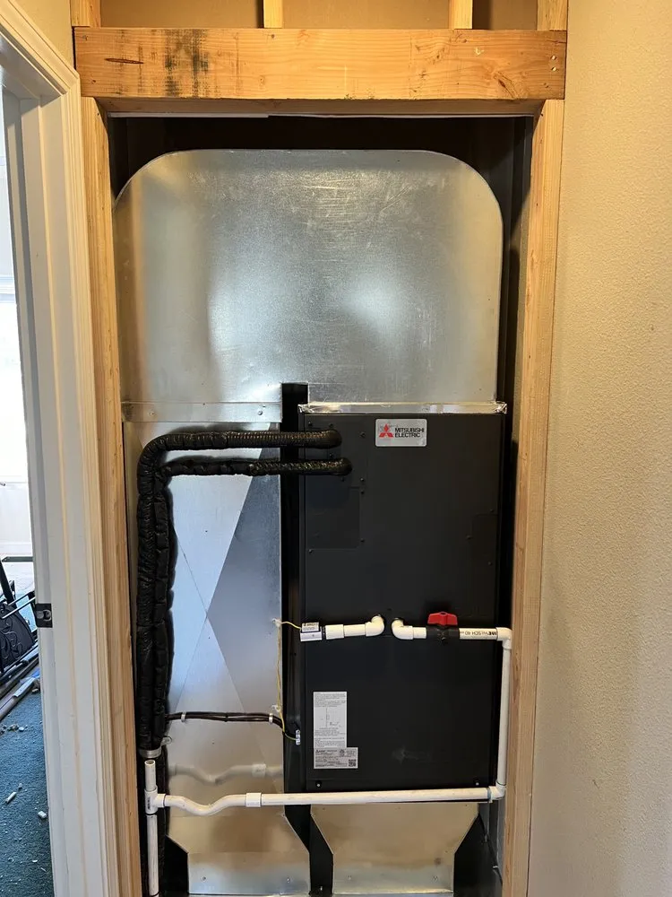 Slide of Bee Right There Heating & Air