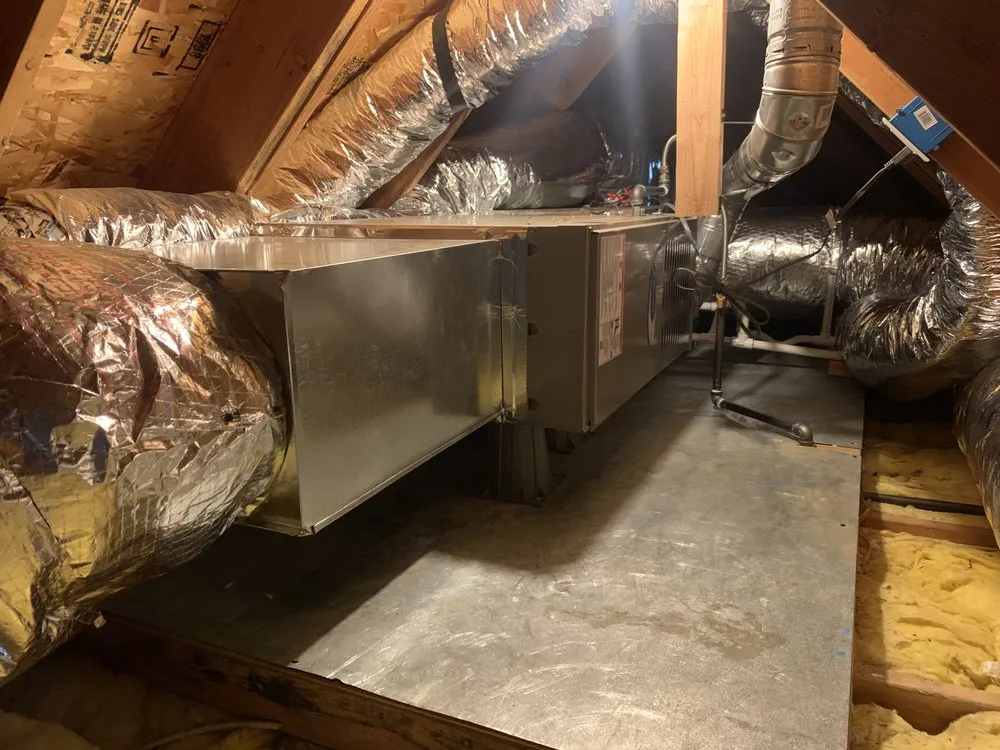 Slide of Bee Right There Heating & Air