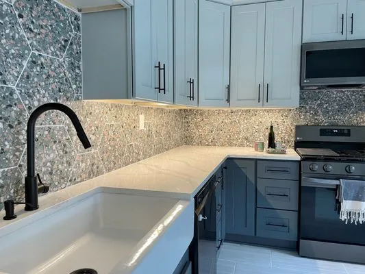 Benchmark Heating & Air Logo