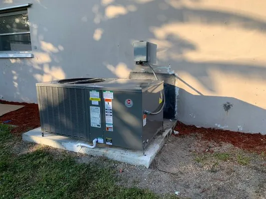 Best Home Specialist Logo