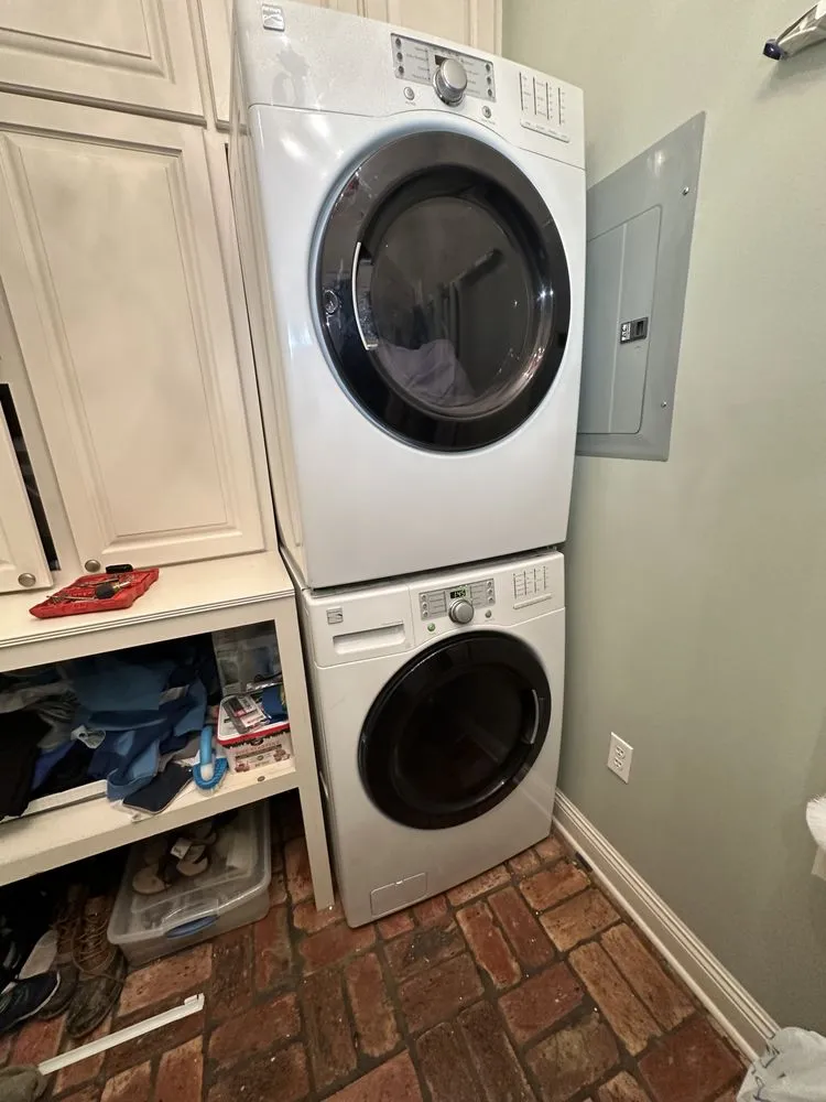 Slide of Bienvenu Service