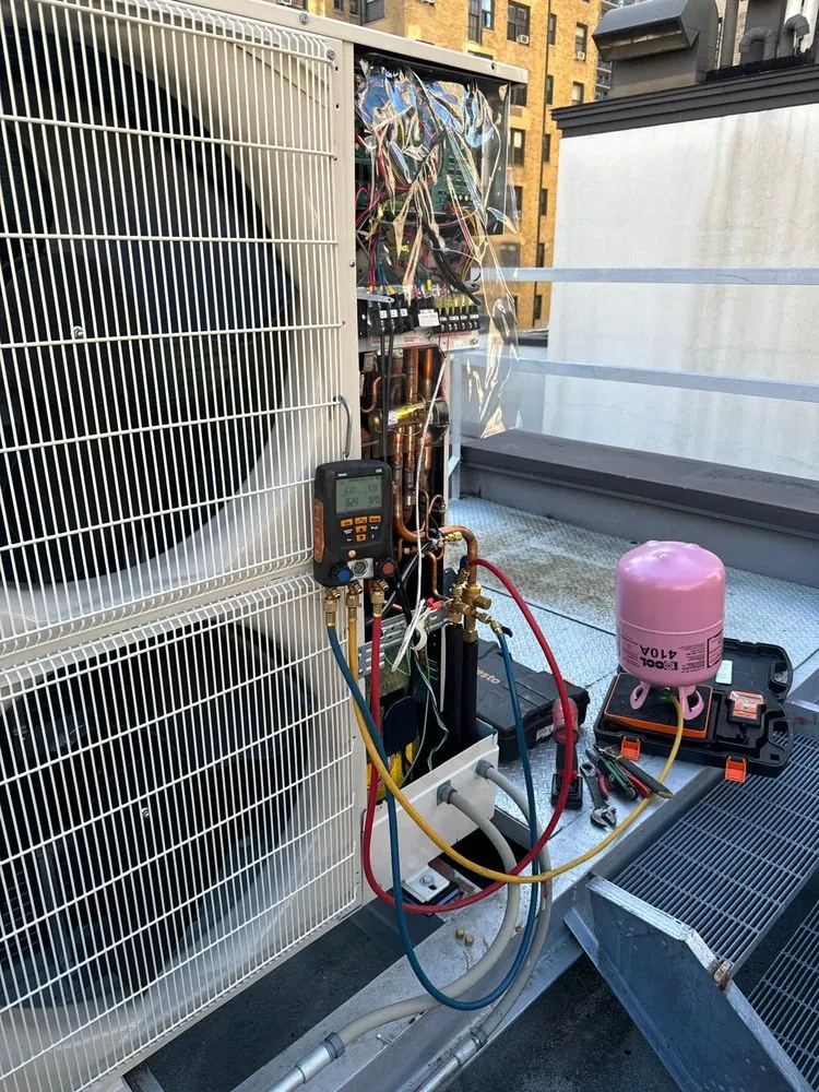 Slide of Big Apple Air