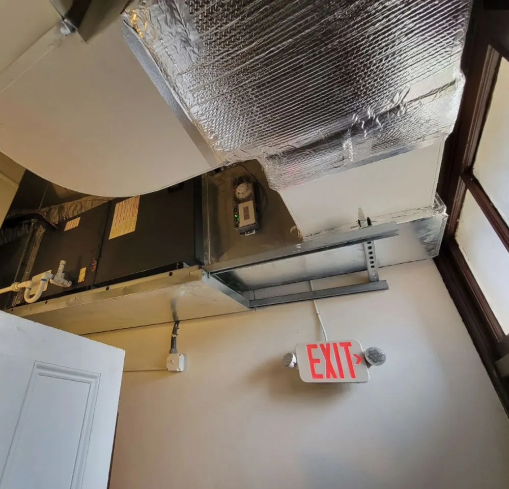 Slide of Billy Don’s Air